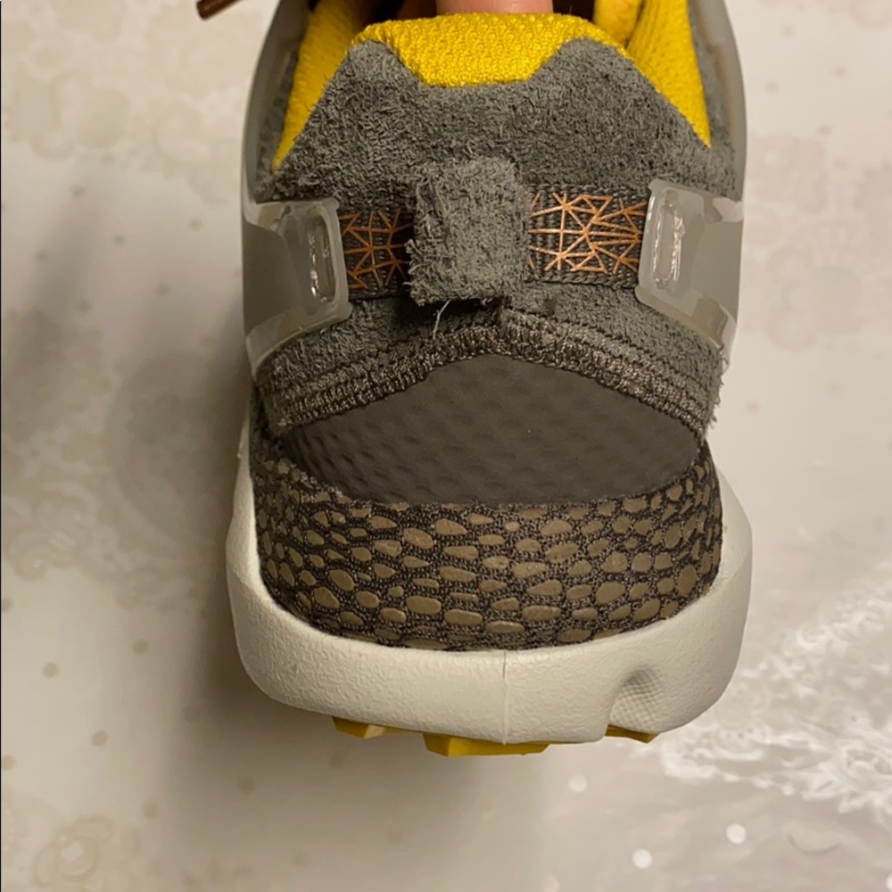 NEW UNISEX UA HOVR SUMMIT HIKING SHOES - Picture 7 of 7